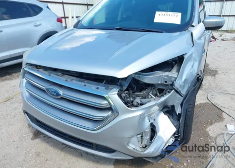 2017 Ford Escape Se z USA, uszkodzony, nr VIN 1FMCU0G96HUC88774